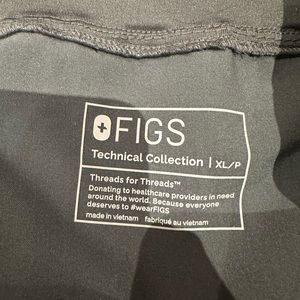 XL/P zamora figs joggers in bonsai